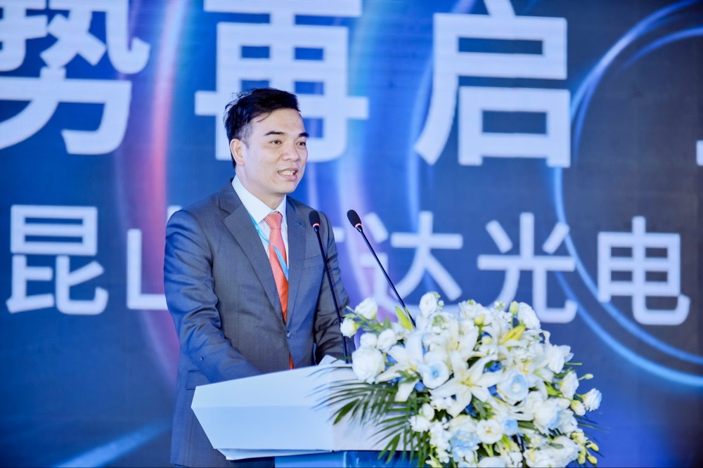 YY易游m6米乐执行长暨总经理柯富仁于启用仪式致词