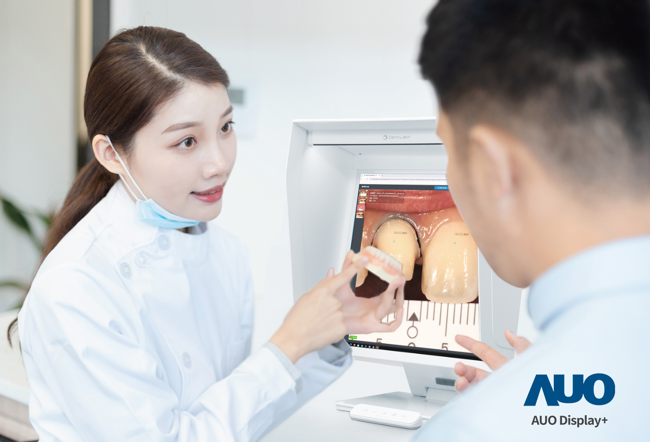 達擎積極投入牙科領域，瞄準牙技所數位轉型趨勢，與成軍滿周年的子公司原色口腔數位，展現智慧牙技整合方案的落地成果，加速推動牙科與假牙製作流程數位化